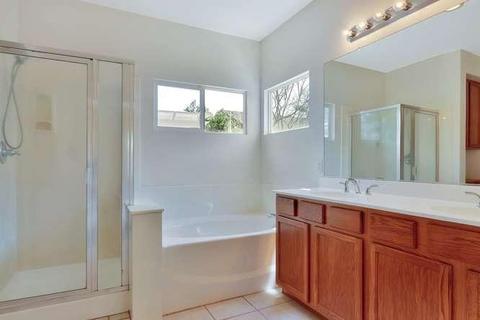 950 Waterman Ave, Lathrop, CA 95330 photo 15