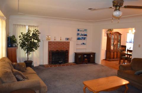 209 N Crescent Ave, Lodi, CA 95240 photo 14