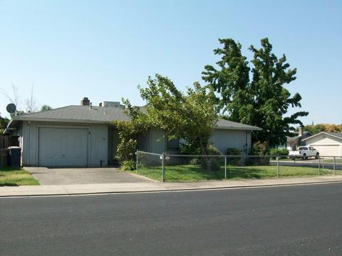 324 Layland Dr, Lodi, CA 95240 photo 1