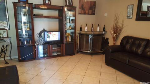 217 Oak St, Modesto, CA 95351 photo 5