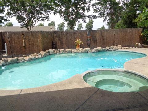 1457 Arlington Dr, Lodi, CA 95242 photo 2