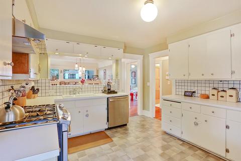 5 N Rose, Lodi, CA 95240 photo 9