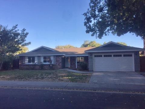 3052 Darlene Ln, Modesto, CA 95355 photo 1