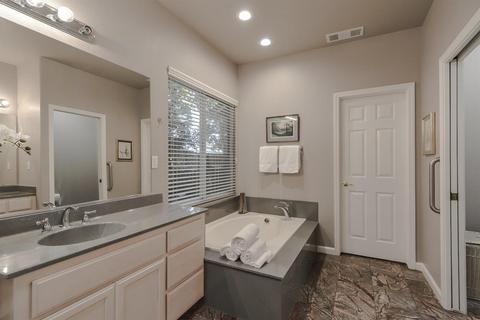 1007 John Roos Ave, Ripon, CA 95366 photo 17