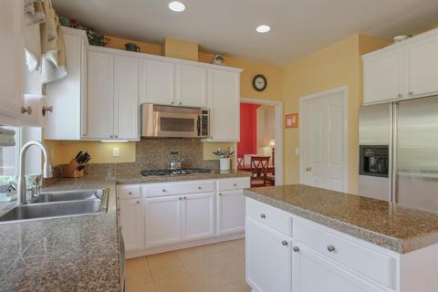 8452 Arrowroot Cir, Antelope, CA 95843 photo 4