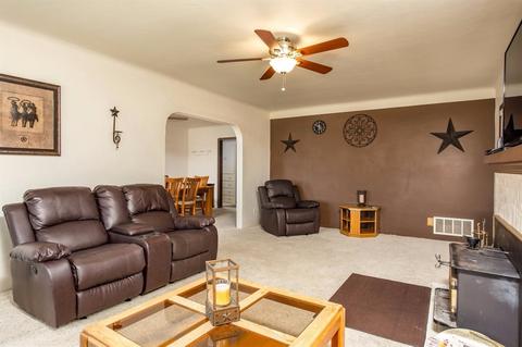 1474 W Linne Rd, Tracy, CA 95304 photo 4
