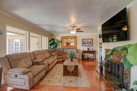 1518 Edgebrook Dr, Modesto, CA 95354 photo 4