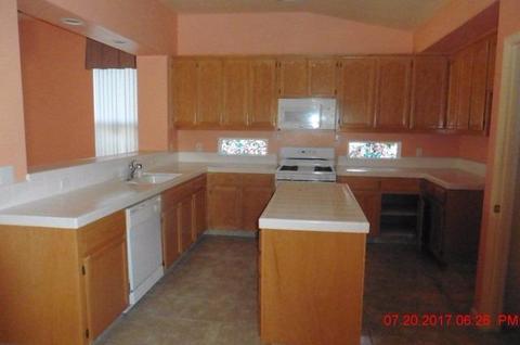 2327 Jonathon Ct, Escalon, CA 95320 photo 6