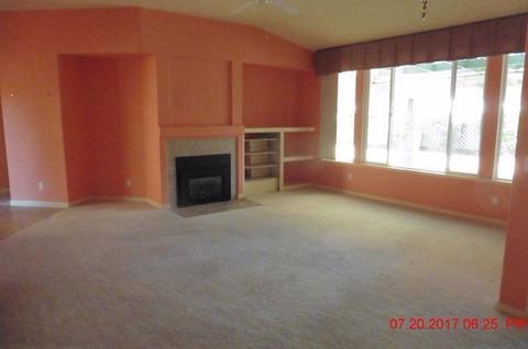 2327 Jonathon Ct, Escalon, CA 95320 photo 4