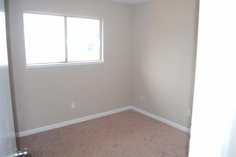1004 Mock Ave, Modesto, CA 95351 photo 9
