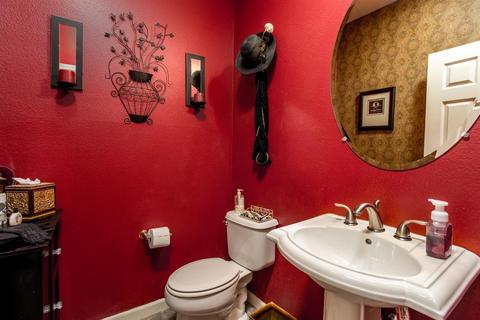 1300 Manley Dr, Tracy, CA 95377 photo 11