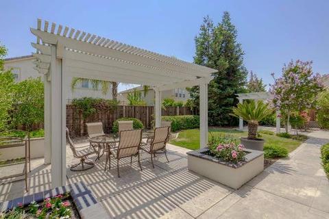 2530 Rockwell Dr, Davis, CA 95618 photo 3