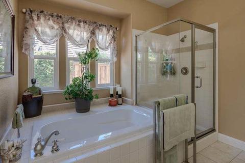 2530 Rockwell Dr, Davis, CA 95618 photo 17