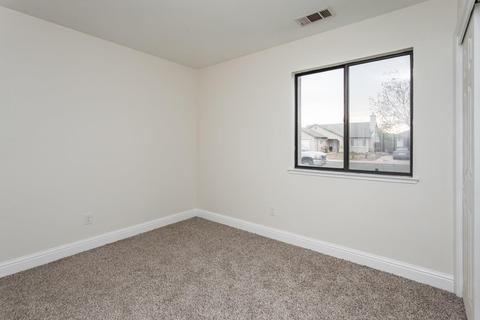 808 Fallen Leaf Ln, Modesto, CA 95351 photo 9