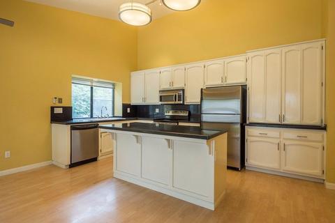2400 Shadow Oak Ln, Modesto, CA 95355 photo 8