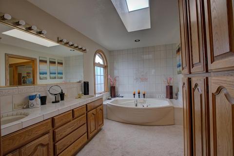2608 E Redwood Rd, Ceres, CA 95307 photo 16