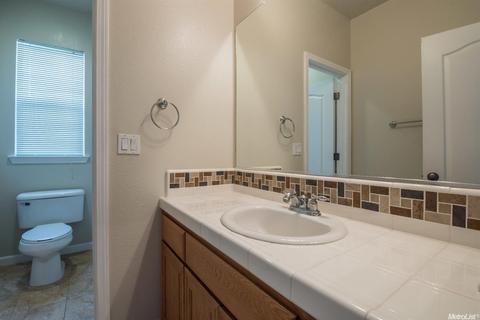 2436 Ventana View Way, Modesto, CA 95355 photo 20