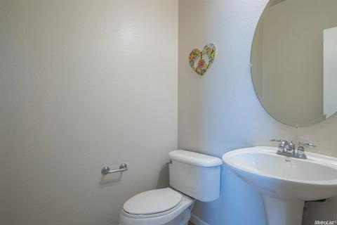 2436 Ventana View Way, Modesto, CA 95355 photo 18