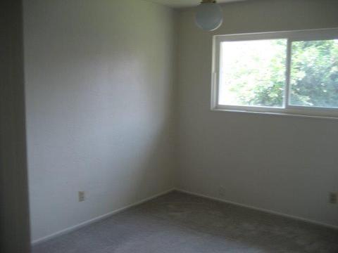1112 E North St, Manteca, CA 95336 photo 6