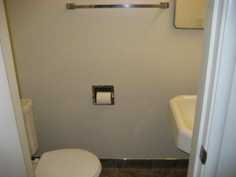1112 E North St, Manteca, CA 95336 photo 9