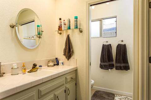 1050 Mammoth Dr, Manteca, CA 95337 photo 15