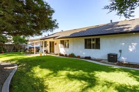 1050 Mammoth Dr, Manteca, CA 95337 photo 17