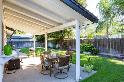 1050 Mammoth Dr, Manteca, CA 95337 photo 19