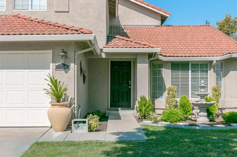 1735 Scott St, Tracy, CA 95377 photo 2