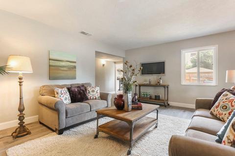 1210 S Crescent Ave, Lodi, CA 95240 photo 3