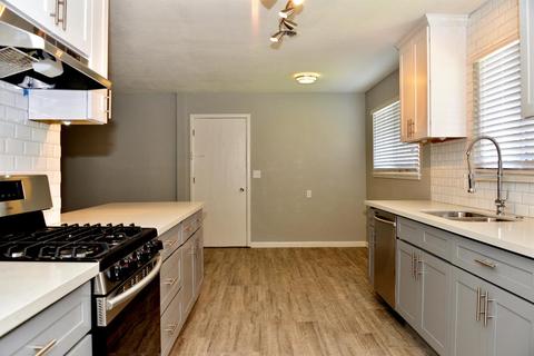 2312 Caswell Ave, Ceres, CA 95307 photo 5