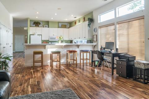 1404 Yorkshire Loop, Tracy, CA 95376 photo 5