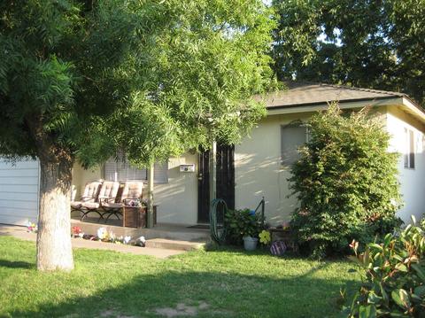 556 Mulberry Cir, Manteca, CA 95337 photo 2