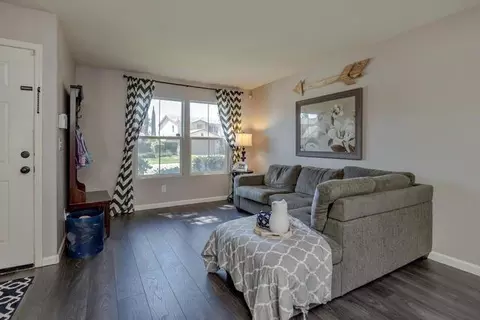 10945 Woolwich Way, Mather, CA 95655 photo 5