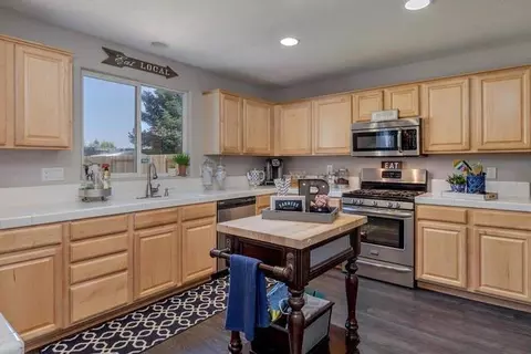 10945 Woolwich Way, Mather, CA 95655 photo 10