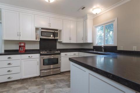 3204 Wycliffe Dr, Modesto, CA 95355 photo 8
