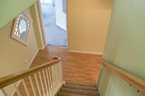 1401 Lecourbe Ct, Modesto, CA 95356 photo 18