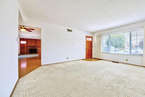 1247 Glenhurst Dr, Lodi, CA 95240 photo 10
