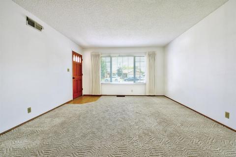 1247 Glenhurst Dr, Lodi, CA 95240 photo 9