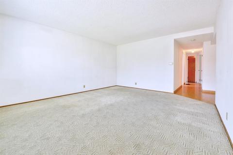 1247 Glenhurst Dr, Lodi, CA 95240 photo 5