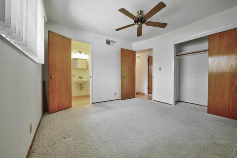 1247 Glenhurst Dr, Lodi, CA 95240 photo 27