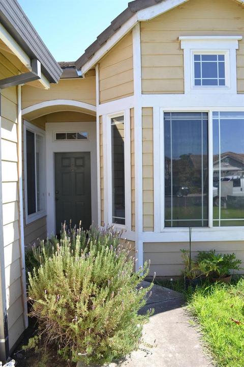 1840 Komenich Dr, Manteca, CA 95336 photo 2