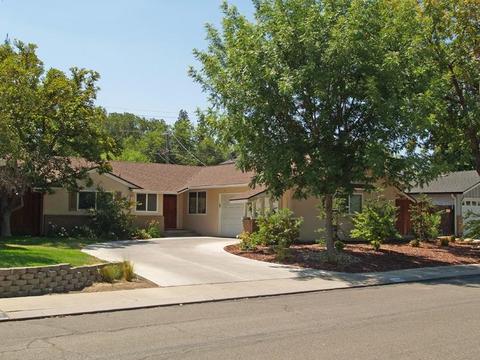 1026 Mount Vernon Dr, Modesto, CA 95350 photo 1