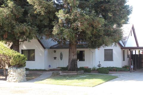 702 Laurel Ave, Modesto, CA 95351 photo 1