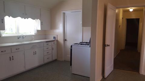 2712 Paradise Rd, Modesto, CA 95358 photo 3
