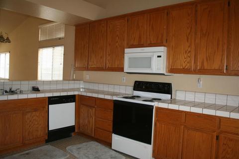 781 Avenida Real, Ceres, CA 95307 photo 4