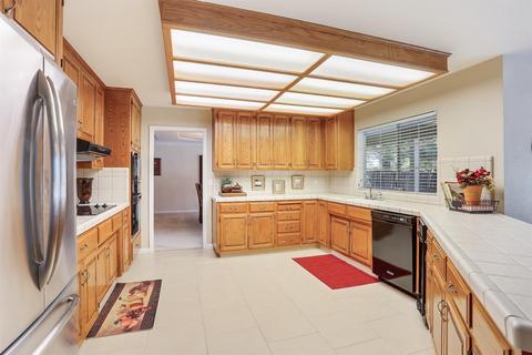 1672 Timberlake Cir, Lodi, CA 95242 photo 11