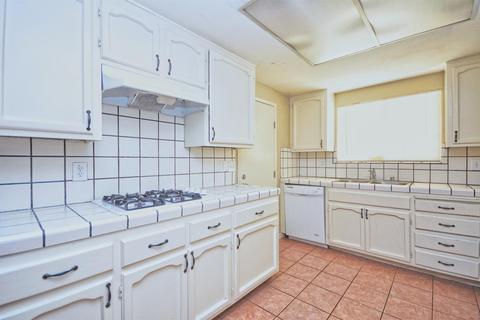 3217 Nightingale Dr, Modesto, CA 95356 photo 5