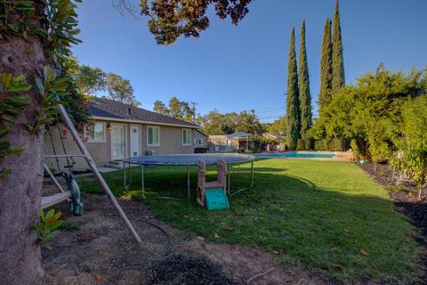 1361 W 20th St, Merced, CA 95340 photo 5