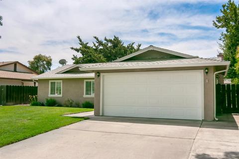 1720 Shasta Ct, Modesto, CA 95358 photo 2