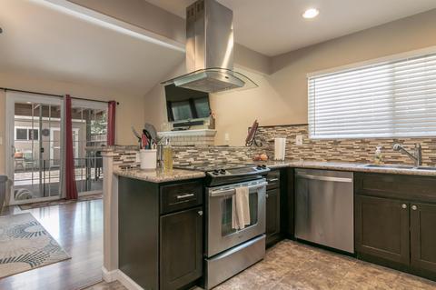 1720 Shasta Ct, Modesto, CA 95358 photo 11